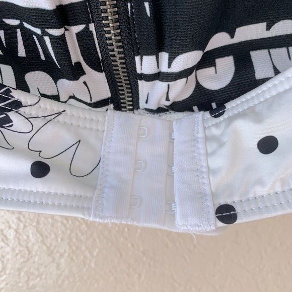 Volcum Daisy Polka Dot Front Zip Bandeau Bikini Top Size m - Picture 4 of 5